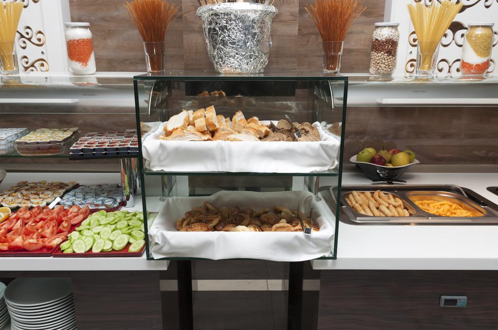 Park Yalcin Hotel Мерсин Экстерьер фото